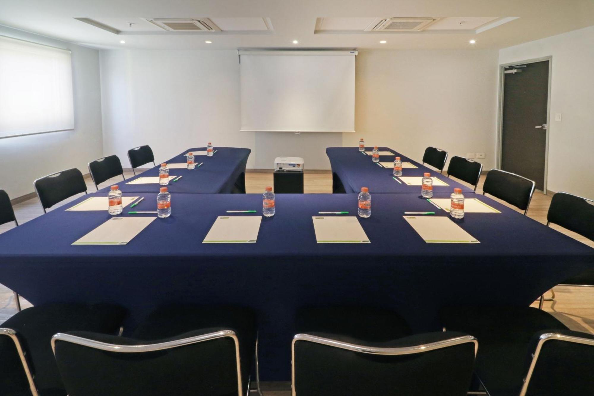 City Express Junior By Marriott San Luis Potosi Zona Industrial Exterior foto
